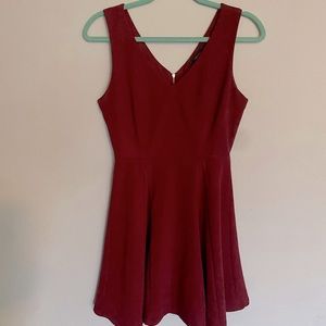 Forever 21. Size- Medium. Maroon.